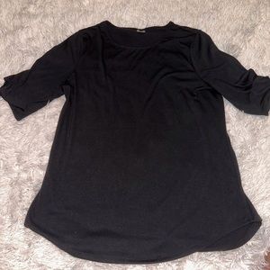 ⭐️5 for $25⭐️ black blouse